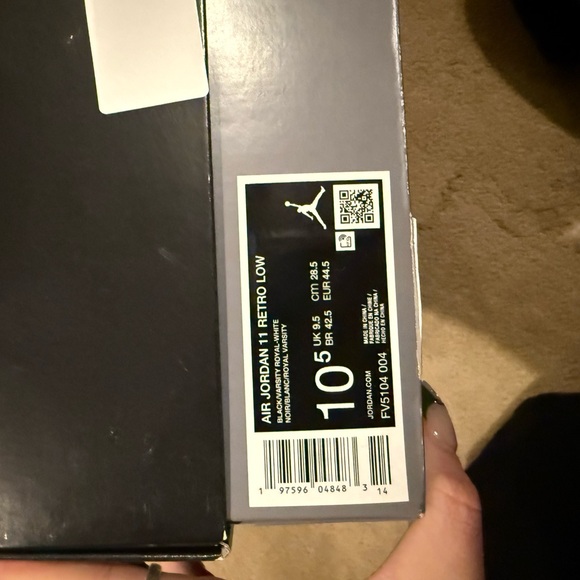 Jordan 11 Retro Low Space Jam - Picture 9 of 10